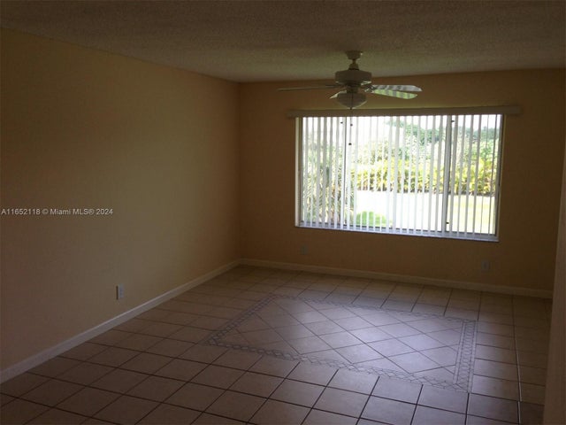 5 of 13 - 10127 Twin Lakes Dr 24-j, Coral Springs, FL