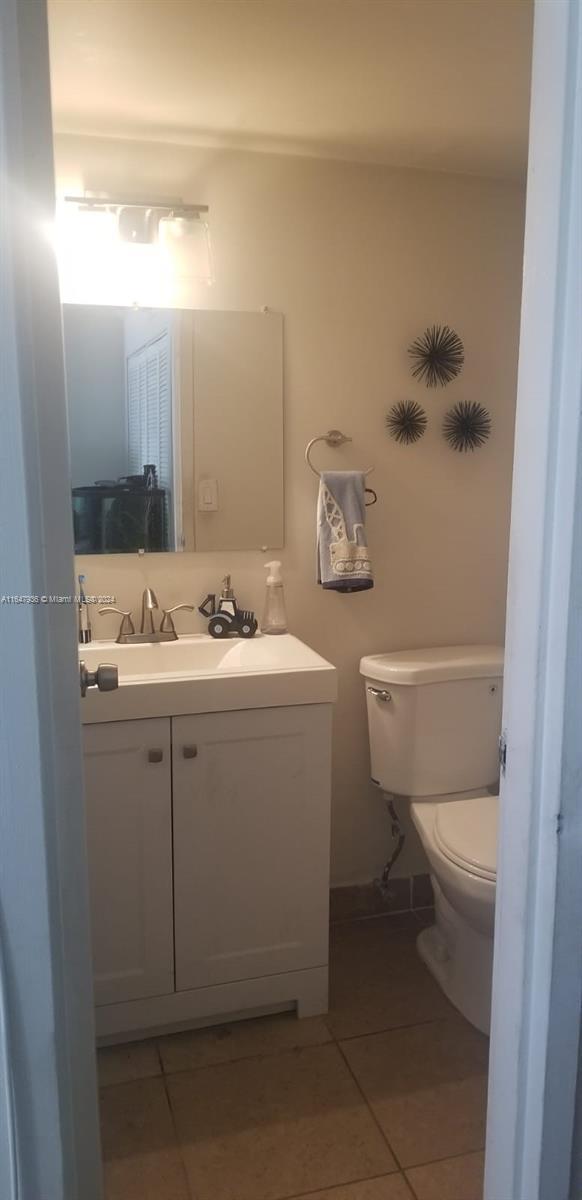 2 of 7 - 17021 N Bay Rd 127, Sunny Isles Beach, FL