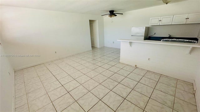 3 of 25 - 8000 Tatum Waterway Dr 1, Miami Beach, FL