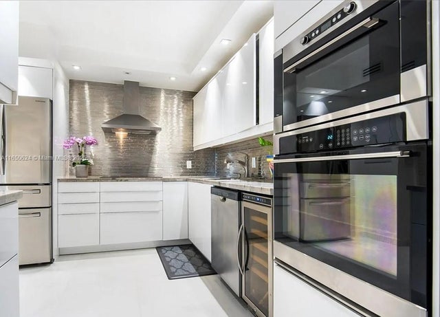 3 of 15 - 9801 Collins Ave 20c, Bal Harbour, FL