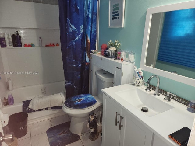4 of 12 - 11048 Vanessa Av., Other, FL