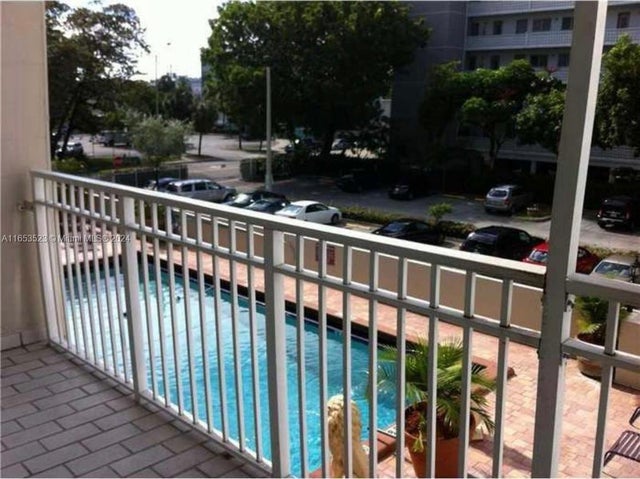 1 of 12 - 1300 Lincoln Rd F306, Miami Beach, FL