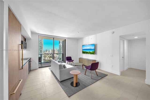 4 of 31 - 601 Ne 1 Ave 2902, Miami, FL