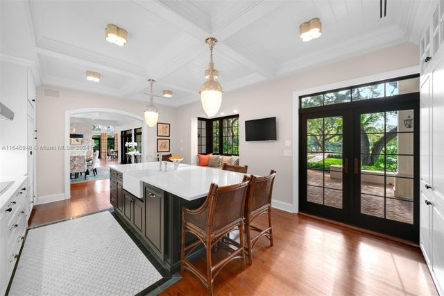 5 of 40 - 10920 Lakeside Dr, Coral Gables, FL