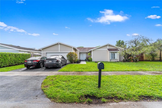 2 of 41 - 6305 Sw 146th Ct, Miami, FL