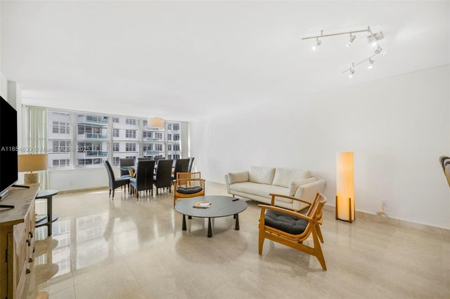 3 of 15 - 5151 Collins Ave 730 +den, Miami Beach, FL