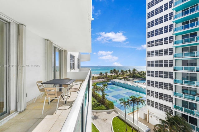 4 of 15 - 5151 Collins Ave 730 +den, Miami Beach, FL