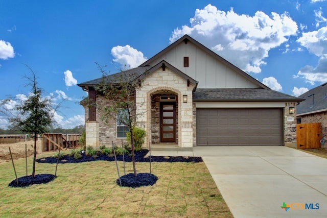 1735 Heritage Maples, New Braunfels