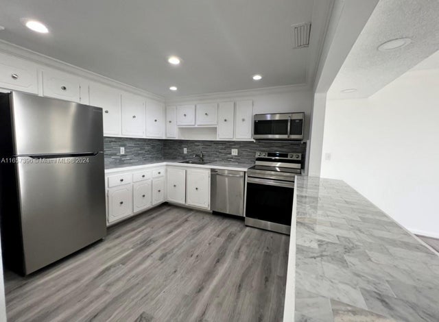 4 of 32 - 13499 Biscayne Blvd 1205, North Miami, FL