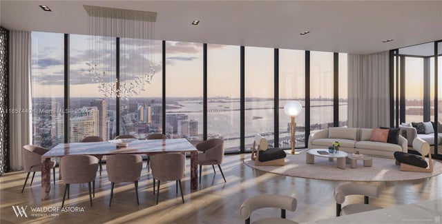 2 of 13 - 300 N Biscayne Blvd 8602, Miami, FL