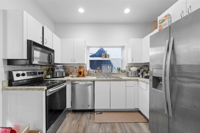 5 of 24 - 3720 Piedmont St, Hollywood, FL