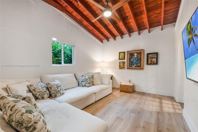 5 of 13 - 6612 San Vicente St, Coral Gables, FL