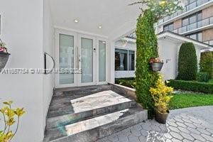 1 of 38 - 3551 E Glencoe St, Miami, FL