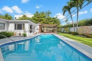 2 of 38 - 3551 E Glencoe St, Miami, FL
