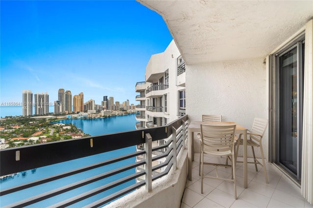 1 of 64 - 19101 Mystic Pointe Dr Lph9, Aventura, FL