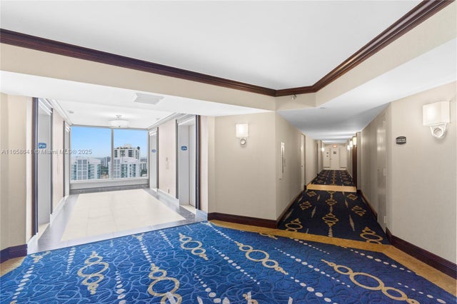 5 of 64 - 19101 Mystic Pointe Dr Lph9, Aventura, FL