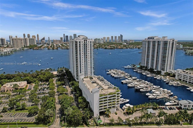2 of 38 - 17301 Biscayne Blvd 1803, North Miami Beach, FL