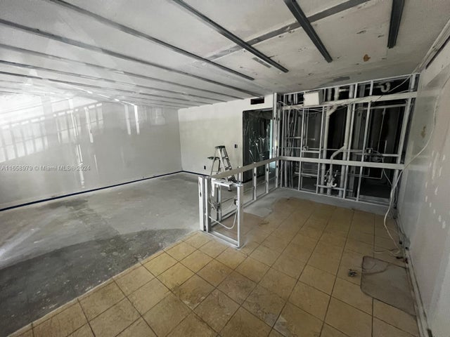 4 of 19 - 13255 Sw 7th Ct 205d, Pembroke Pines, FL