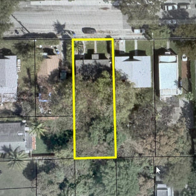 2 of 2 - 280 Nw 51st St, Miami, FL