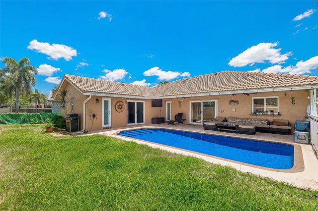 3 of 33 - 7105 Nw 45th St, Coral Springs, FL