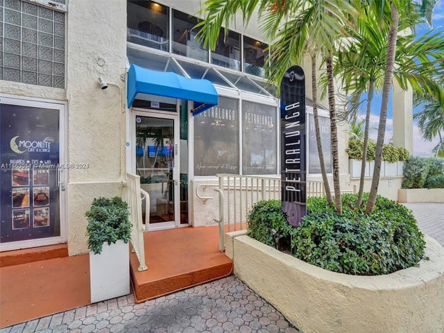 4 of 52 - 7601 E Treasure Dr 2418, North Bay Village, FL