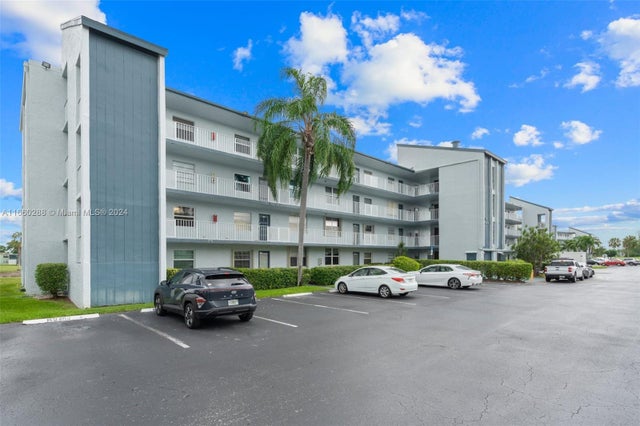 1 of 38 - 7624 Nw 18th St 302, Margate, FL