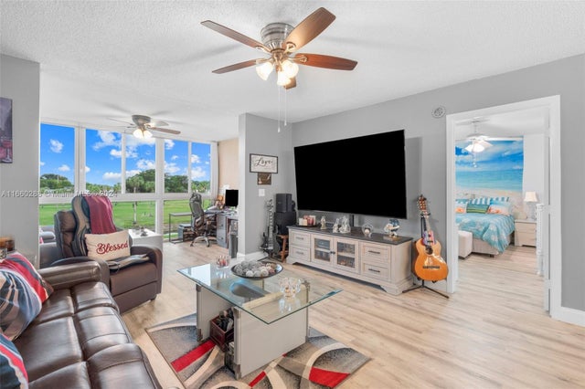 2 of 38 - 7624 Nw 18th St 302, Margate, FL