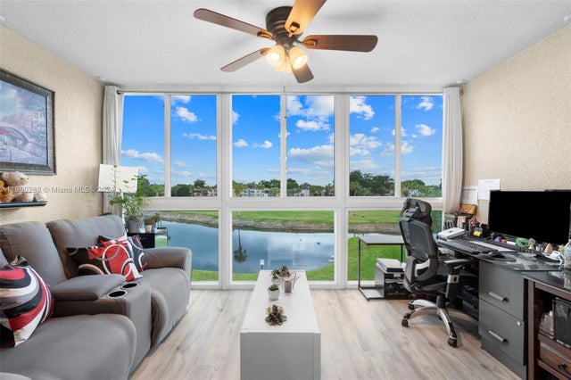 5 of 38 - 7624 Nw 18th St 302, Margate, FL