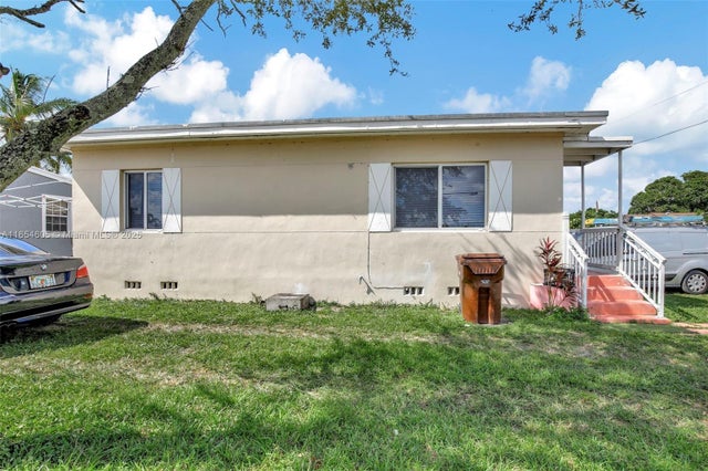 2 of 32 - 380 E 45 St, Hialeah, FL