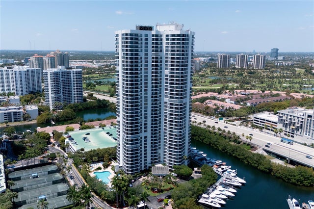 2 of 29 - 3500 Mystic Pointe Dr 3502, Aventura, FL