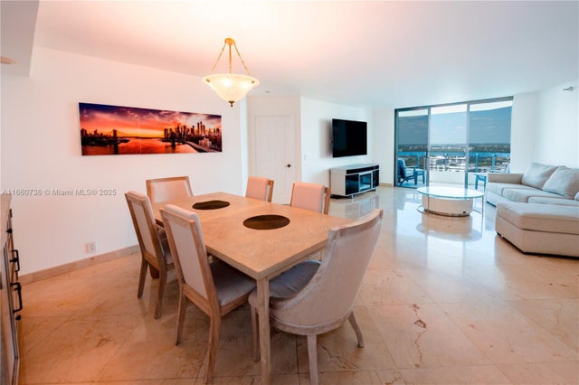 5 of 29 - 3500 Mystic Pointe Dr 3502, Aventura, FL