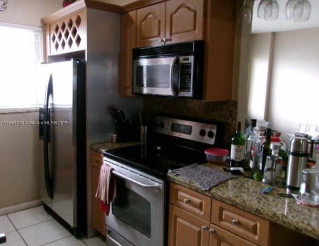2 of 5 - 900 Sw 84th Ave 207a, Miami, FL