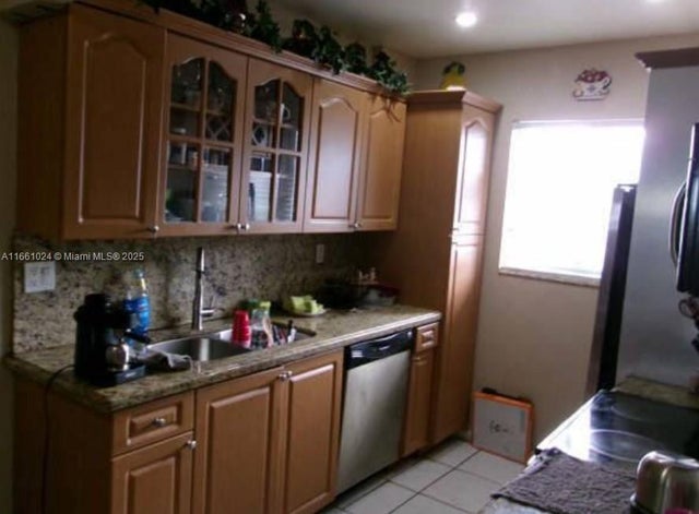 3 of 5 - 900 Sw 84th Ave 207a, Miami, FL