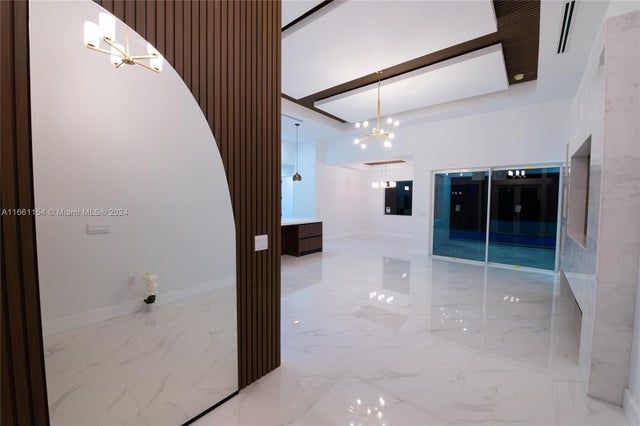 5 of 67 - 334 Sw 21st Terr, Cape Coral, FL