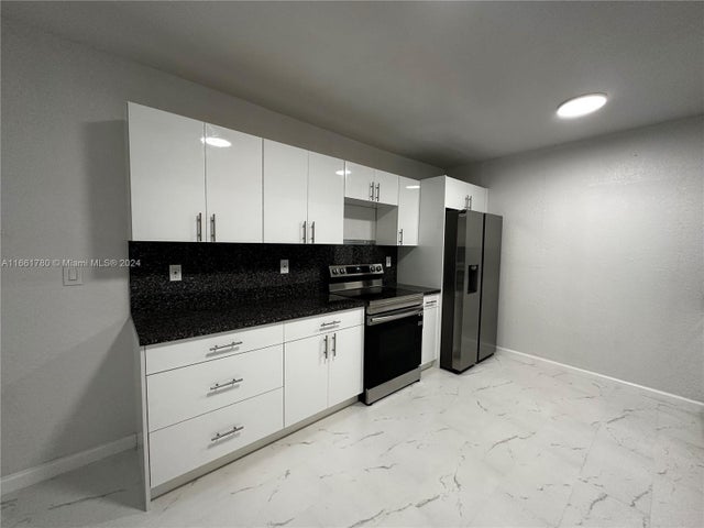 5 of 19 - 1805 Nw 175th St, Miami Gardens, FL