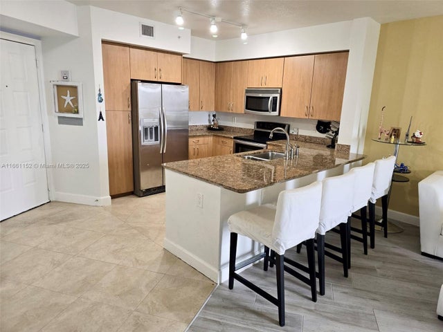 2 of 43 - 1830 Radius Dr 1024, Hollywood, FL
