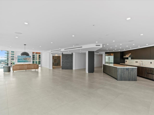 2 of 85 - 3370 Hidden Bay Dr 2900, Aventura, FL