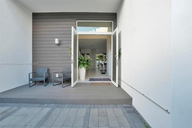 5 of 55 - 10055 Nw 77th St, Doral, FL