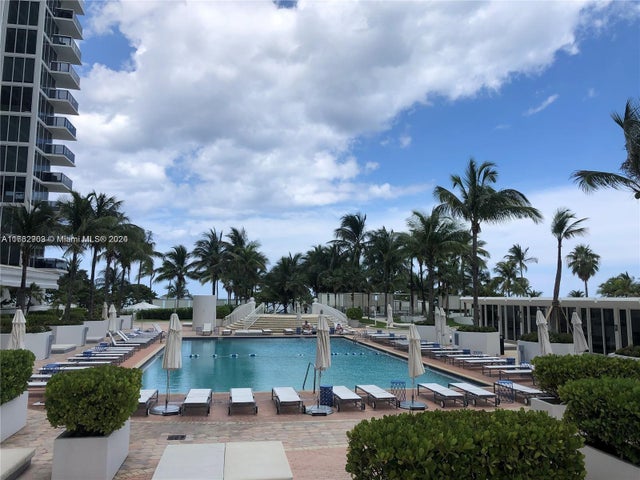 4 of 9 - 10275 Collins Ave 929, Bal Harbour, FL