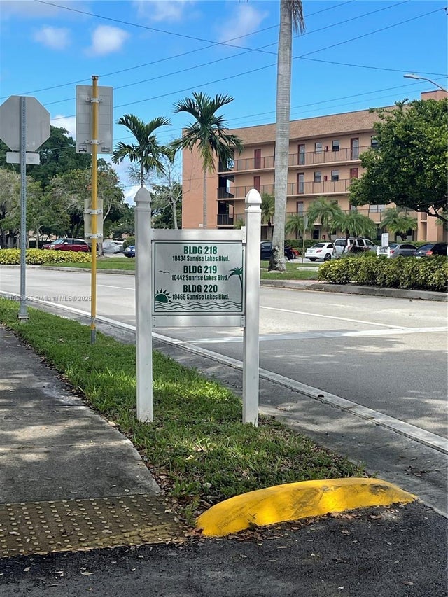 2 of 16 - 10442 Sunrise Lakes Blvd 303, Sunrise, FL