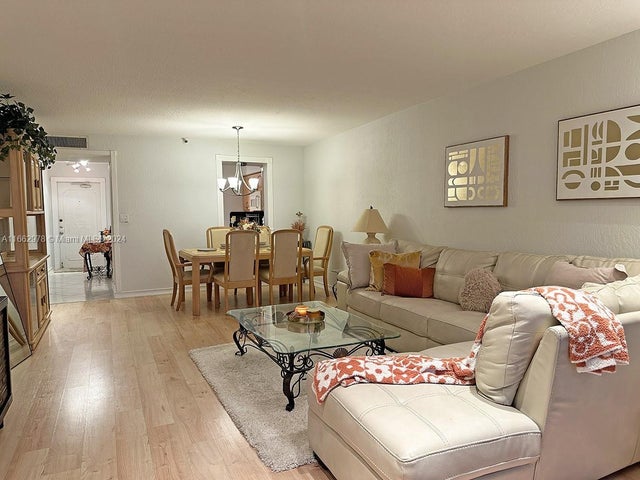 5 of 33 - 4550 Nw 18th Ave 706, Deerfield Beach, FL