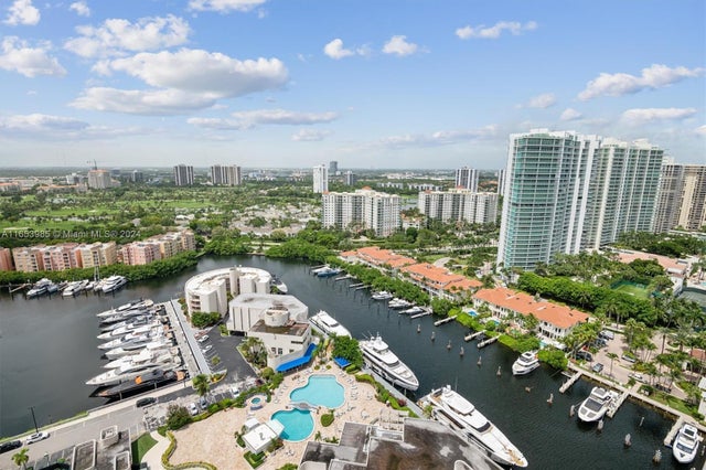 3 of 24 - 19707 Turnberry Way Ph-c, Aventura, FL