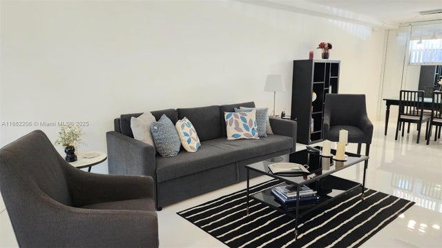 3 of 32 - 8930 S Hollybrook Blvd 106, Pembroke Pines, FL