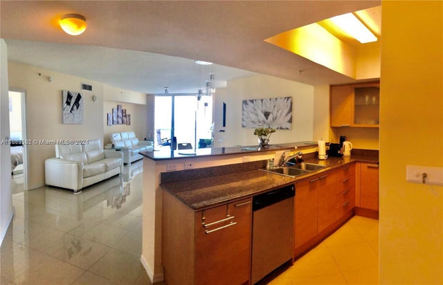 2 of 39 - 16699 Collins Ave 1705, Sunny Isles Beach, FL