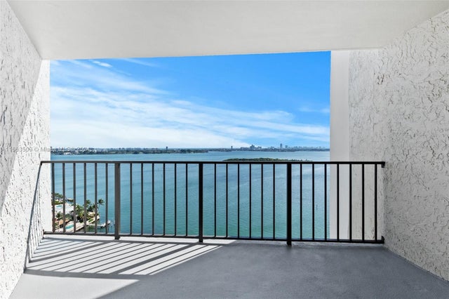 2 of 23 - 1800 Ne 114th St 2204, Miami, FL