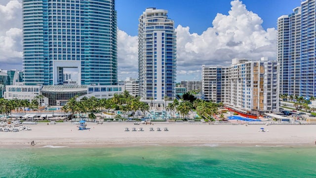 1 of 39 - 3535 S Ocean Dr 506, Hollywood, FL