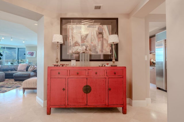 2 of 39 - 3535 S Ocean Dr 506, Hollywood, FL