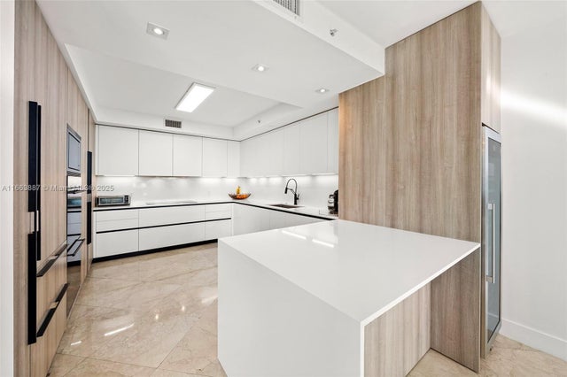3 of 47 - 3201 Ne 183rd St Gs3107, Aventura, FL