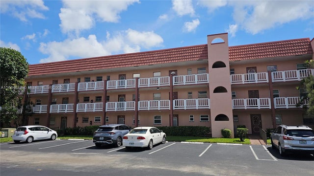 1 of 15 - 9441 Sunrise Lakes Blvd 308, Sunrise, FL