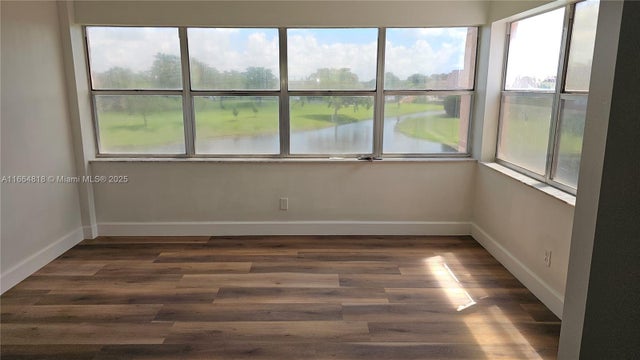 5 of 15 - 9441 Sunrise Lakes Blvd 308, Sunrise, FL